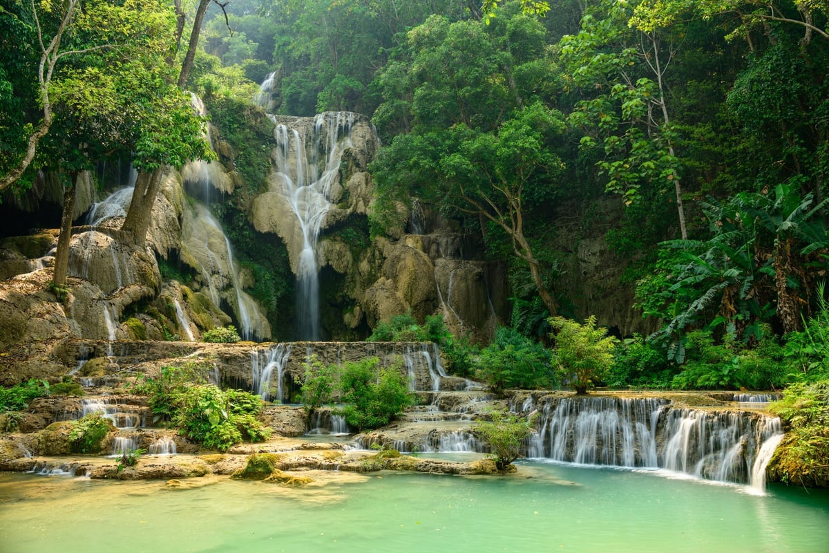 Cascadas petrificadas y pozas naturales